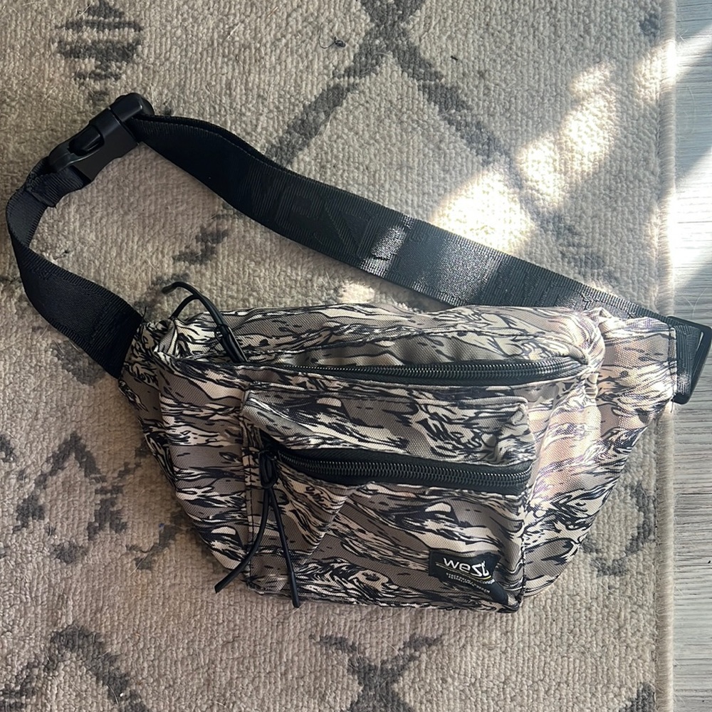 Fanny Pack